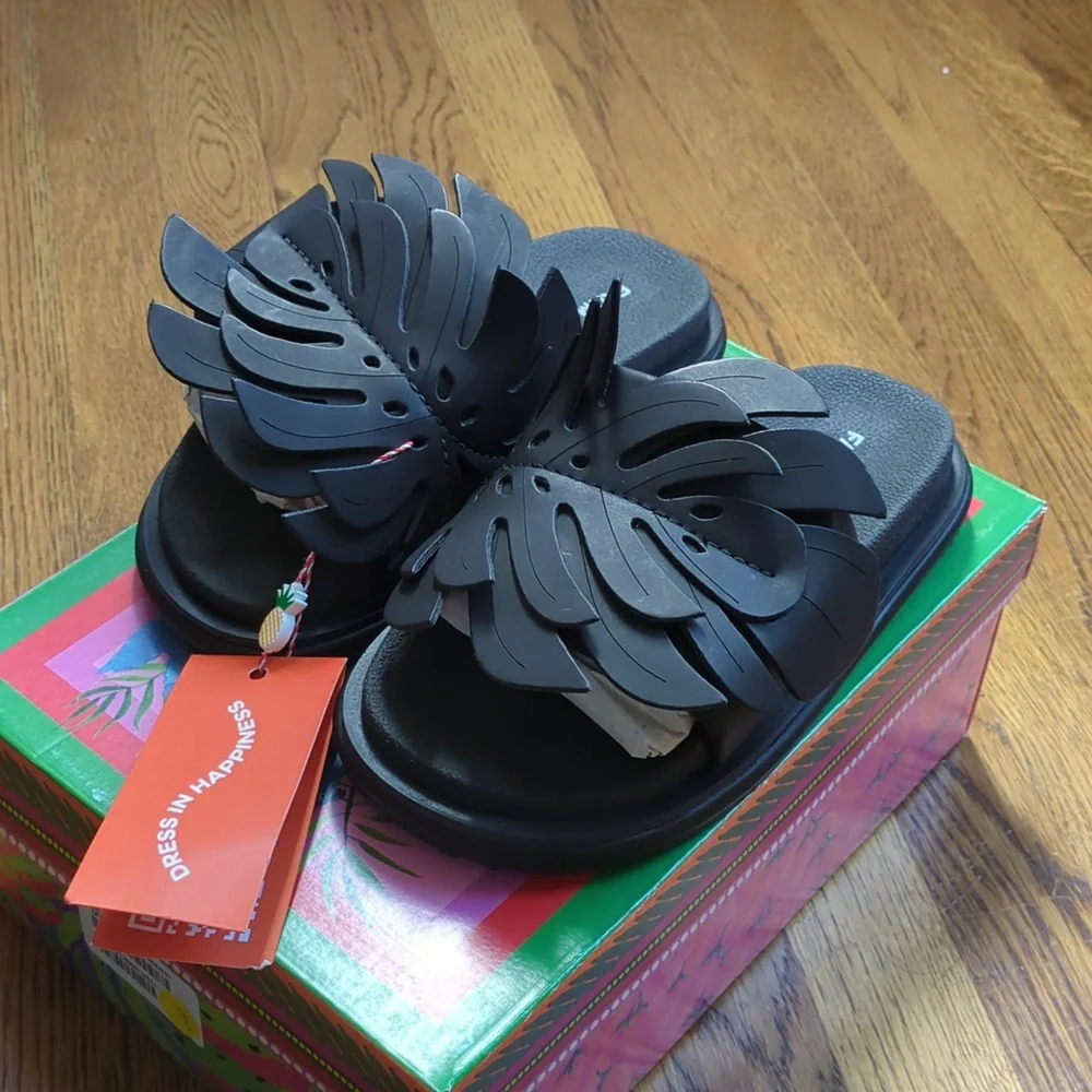 NIB FARM Rio Monstera Anatomic Slide Sandals In Black Women's Size 6